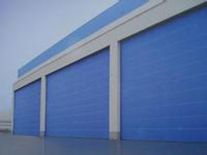 不銹鋼車庫(kù)門產(chǎn)品展示 - 天津智晴門窗廠專業(yè)制造