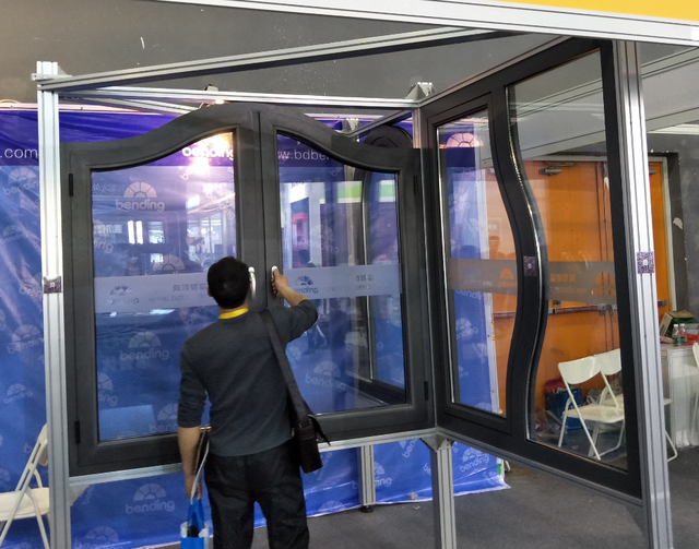 突破想象 奇特的鋁合金門窗，技術與藝術的極致融合